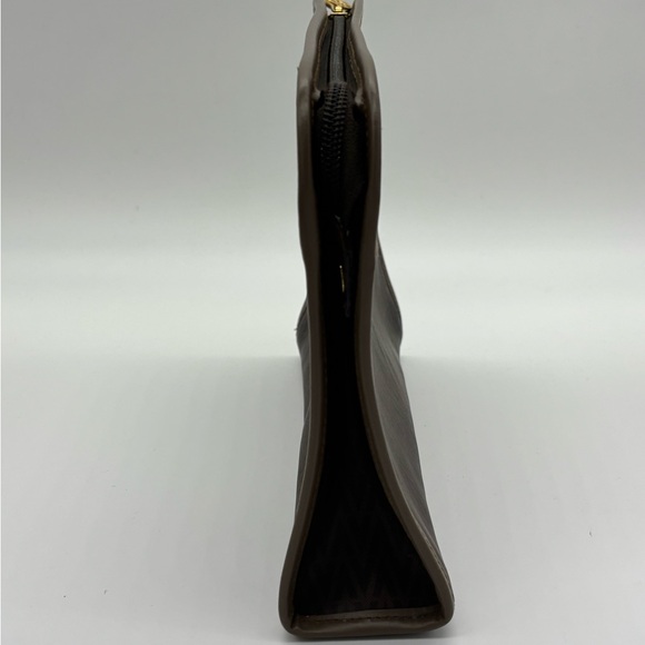 Mario Valentino Iconic V Logo Pattern Unisex Bag - Picture 3 of 8